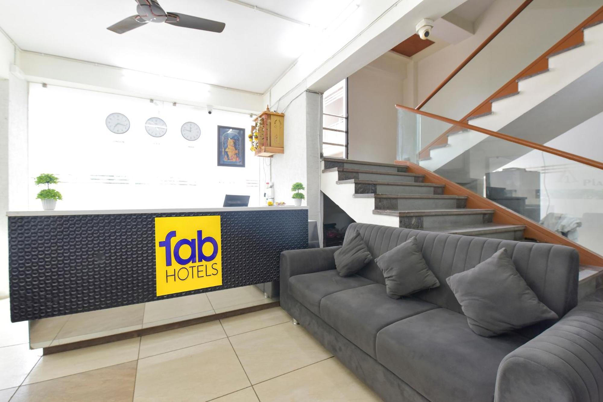 Fabhotel A1 Plaza Ahmedabad Buitenkant foto